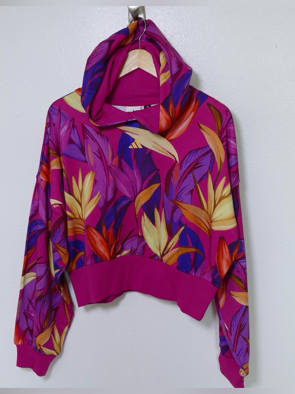 FARM Rio x adidas Women’s XL NWT Cropped Hoodie Tropical Floral Pullover Pink